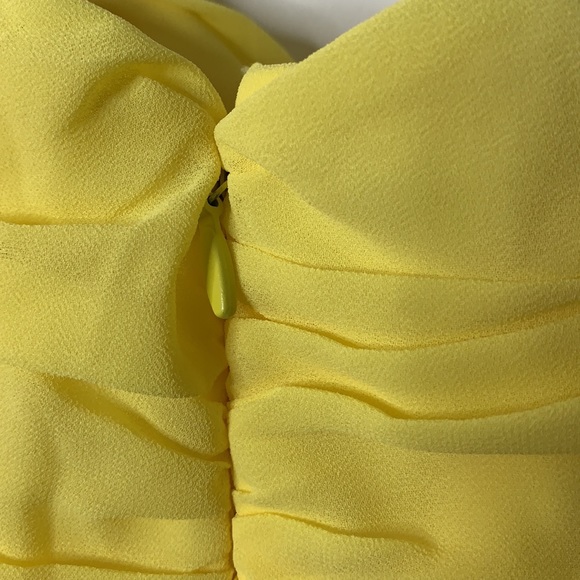 NWT!! Gorgeous yellow prom dress 🌟NEVER WORN!!! ✨ - Picture 5 of 5